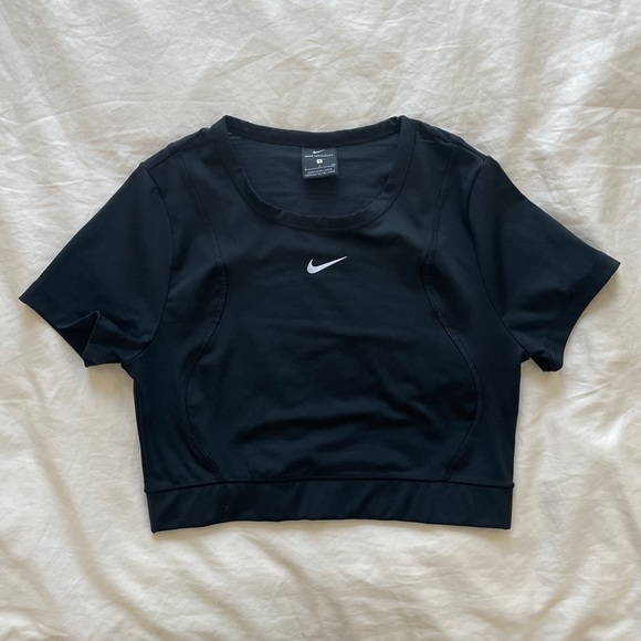 Nike Pro AeroAdapt Women’s Crop Top NWOT - Picture 4 of 5